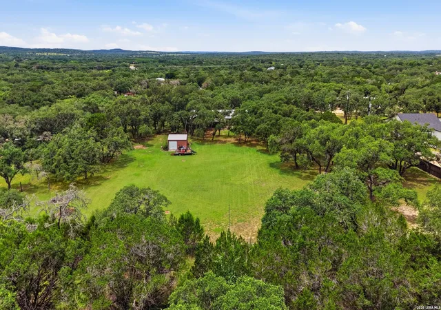 2nd image of 30592 Oakview Rd, Bulverde, TX 78163 | MLS# 1994010