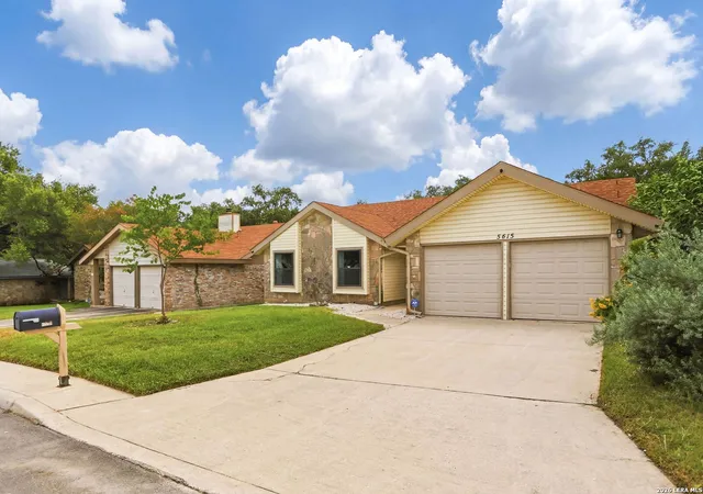 Homes for sale in San Antonio, TX | 5615 Timberhurst, San Antonio, TX 78250 | MLS# 1994056