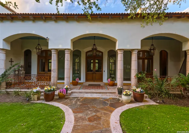 5th image of 1726 Greystone Rdg, San Antonio, TX 78258 | MLS# 1994093