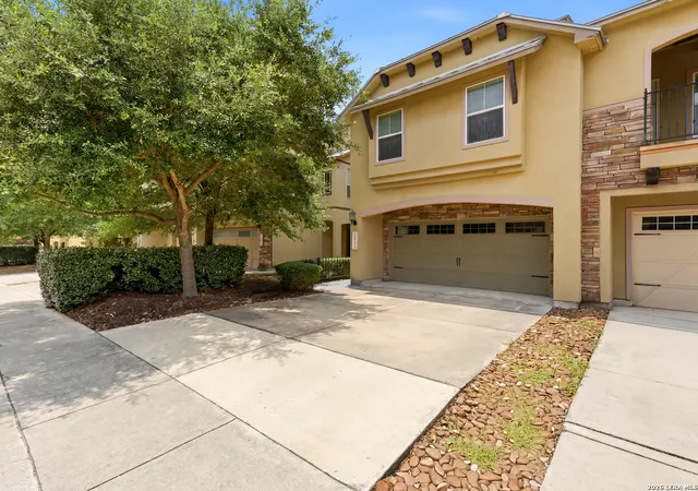 3rd image of 23943 Stately Oaks, San Antonio, TX 78260 | MLS# 1994097