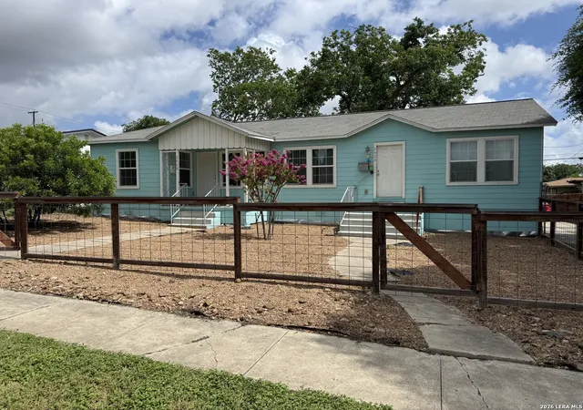 Photo 3 of Multi family home for sale at 2623 Cincinnati Avenue, San Antonio, TX 78228 | MLS# 1994108 | Listing updated on 2026-07-09