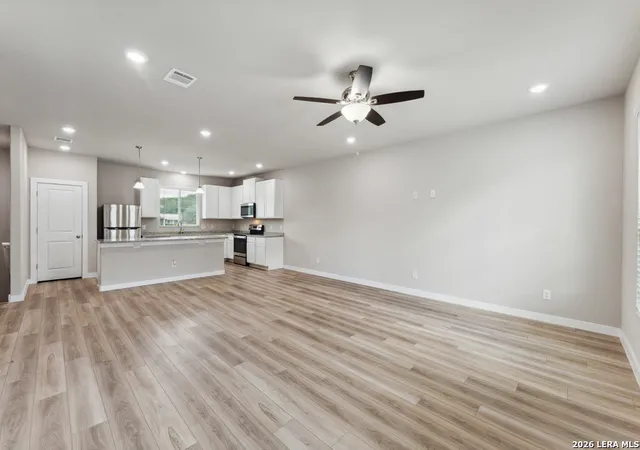 4th image of 21419/21503 Sir Walter, San Antonio, TX 78256 | MLS# 1994112
