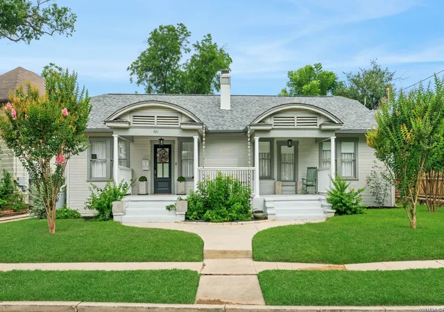 Homes for sale in San Antonio, TX | 431 Queens Crescent St, San Antonio, TX 78212 | MLS# 1994135