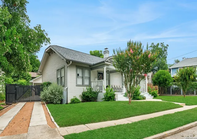 Homes for sale in San Antonio, TX | 431 Queens Crescent St, San Antonio, TX 78212 | MLS# 1994135