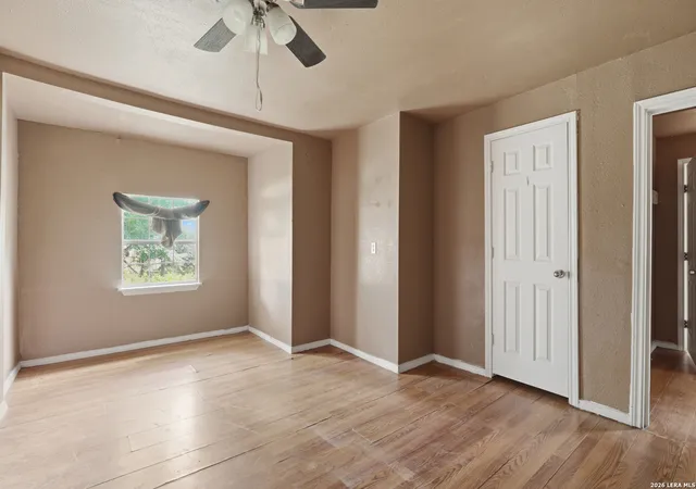 Homes for sale in Poteet, TX | 606 Viewpoint Dr, Poteet, TX 78065 | MLS# 1994154