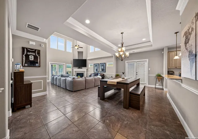 Photo 4 of Single family home for sale at 4 Stafford, San Antonio, TX 78217 | MLS# 1994156 | Listing updated on 2026-08-19