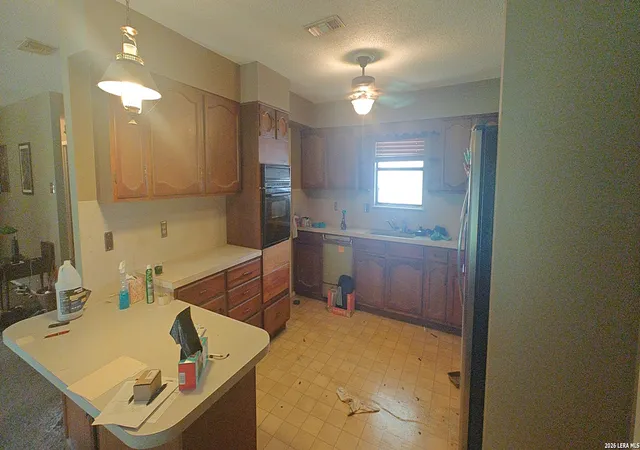 14th image of 807 Elizabeth, Seguin, TX 78155 | MLS# 1994184