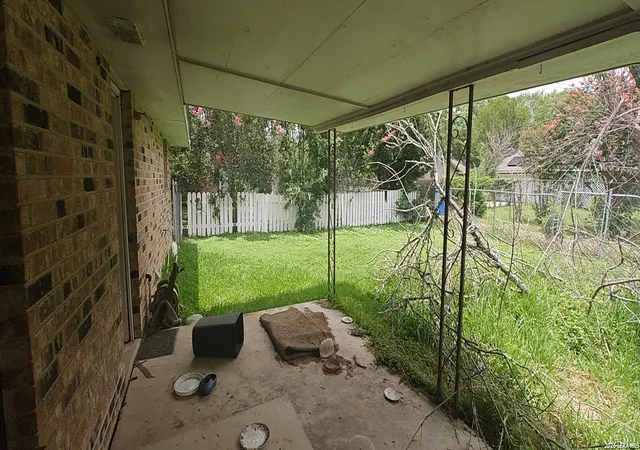 3rd image of 807 Elizabeth, Seguin, TX 78155 | MLS# 1994184