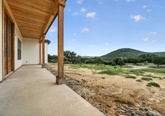 3rd image of 11796 Montana Springs Dr, Marble Falls, TX 78654 | MLS# 1994197