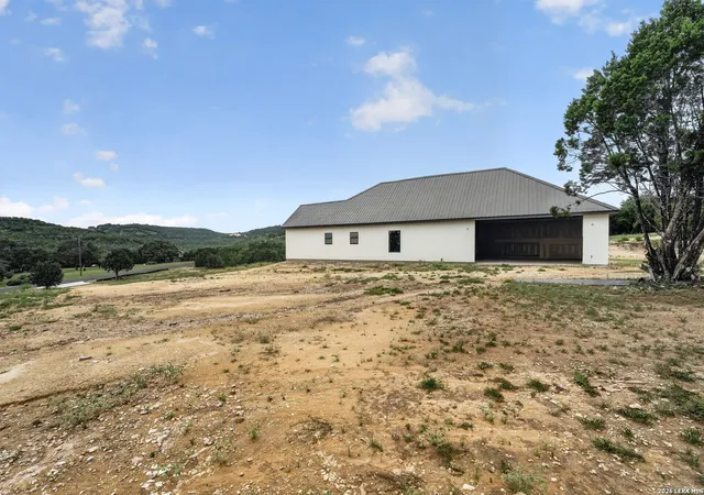 4th image of 11796 Montana Springs Dr, Marble Falls, TX 78654 | MLS# 1994197