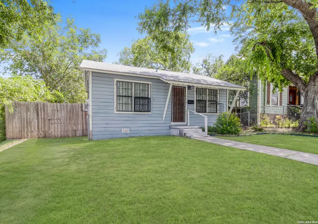 3rd image of 232 E Theo Ave, San Antonio, TX 78214 | MLS# 1994225