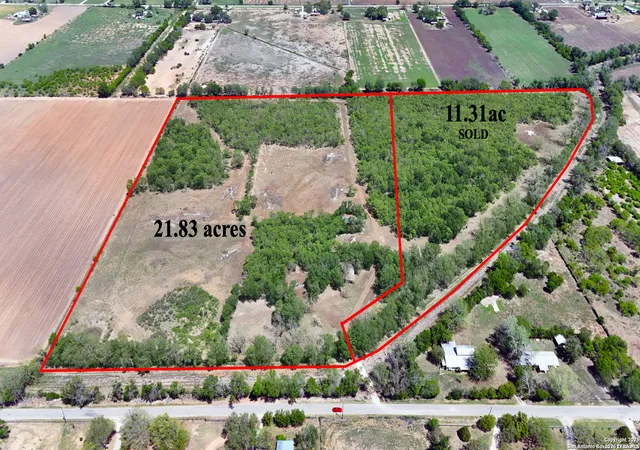 1st image of 304 County Road 6611, Devine, TX 78016 | MLS# 1994287