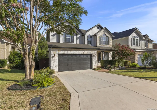 Photo 3 of Sale Pending at 4934 Spyglass Vw, San Antonio, TX 78247 | MLS# 1994291 | Listing updated on 2026-08-05