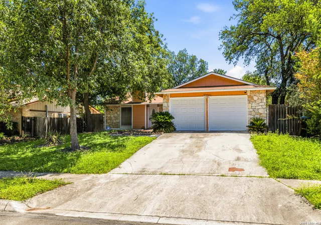 Photo 3 of Single family home for sale at 6650 Grist Mill St, San Antonio, TX 78238 | MLS# 1994316 | Listing updated on 2026-07-04