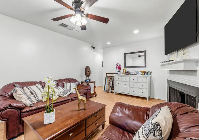 Photo 4 of Single family home for sale at 6650 Grist Mill St, San Antonio, TX 78238 | MLS# 1994316 | Listing updated on 2026-07-04