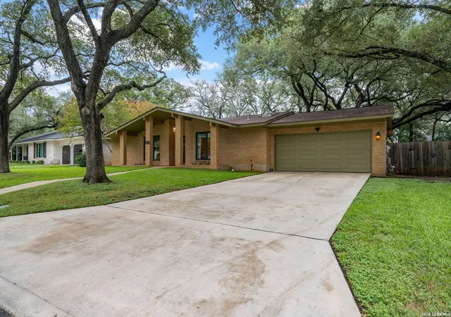 Homes for sale in San Antonio, TX | 11514 Whisper Bluff St, San Antonio, TX 78230 | MLS# 1994349