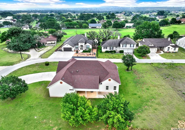 2nd image of 174 Edgewood, Bandera, TX 78003 | MLS# 1994355