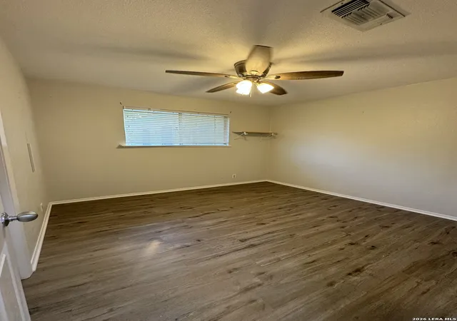 Homes for sale in La Vernia, TX | 303 Dry Hollow Rd, La Vernia, TX 78121 | MLS# 1994361