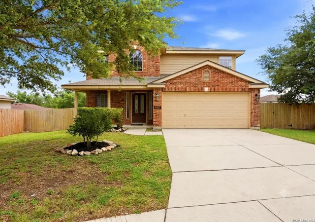 Photo 2 of Single family home for sale at 7407 Gamble Oak Dr, San Antonio, TX 78223 | MLS# 1994366 | Listing updated on 2026-09-10