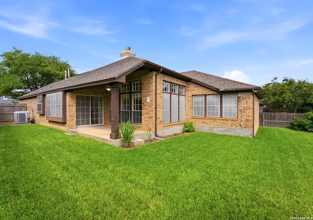 Photo 3 of Sale Pending at 8522 Ulysses, Universal City, TX 78148 | MLS# 1994403 | Listing updated on 2026-08-27