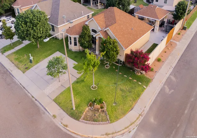 2nd image of 2713 Stone Trail, Eagle Pass, TX 78852 | MLS# 1994493