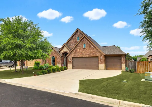 Photo 1 of Single family home for sale at 2626 Melbourne, New Braunfels, TX 78132 | MLS# 1994509 | Listing updated on 2026-09-21