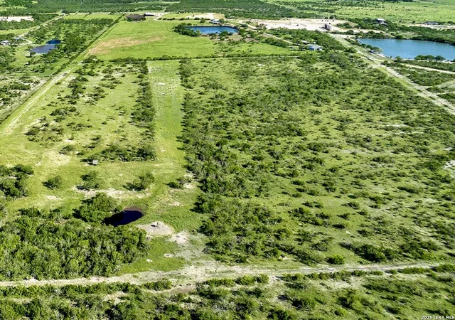 2nd image of 8809 Fm 791, Falls City, TX 78113 | MLS# 1994511