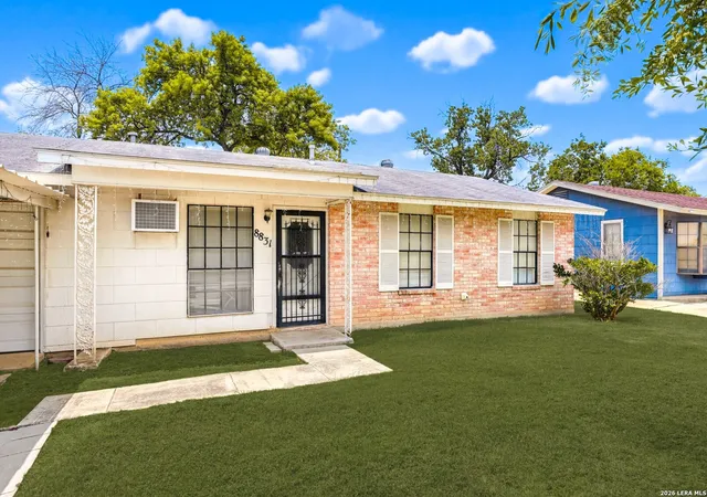 Photo 2 of Single family home for sale at 8831 Oakbrook St, San Antonio, TX 78221 | MLS# 1994523 | Listing updated on 2026-08-22