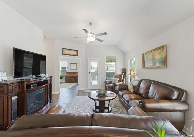 5th image of 340 Cortijo, Cibolo, TX 78108 | MLS# 1994660