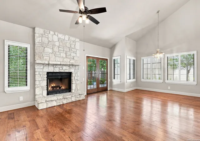 Photo 2 of Single family home for sale at 28 Courtside Cir, San Antonio, TX 78216 | MLS# 1994678 | Listing updated on 2026-09-14