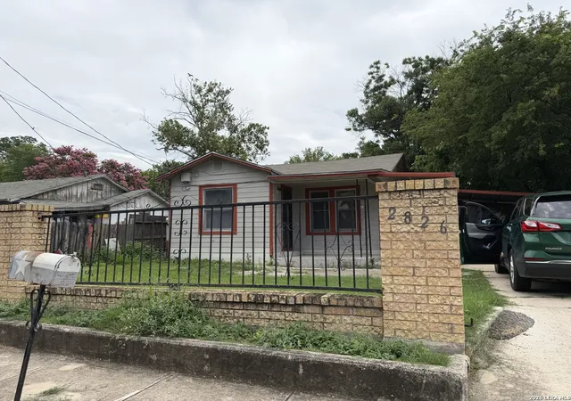 Photo 16 of Multi family home for sale at 2826 Roselawn Rd, San Antonio, TX 78226 | MLS# 1994688 | Listing updated on 2026-10-09
