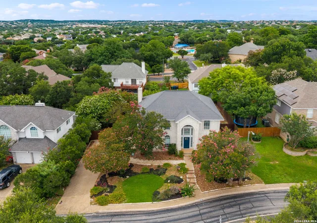 5th image of 815 Stoneway Dr, San Antonio, TX 78258 | MLS# 1994696