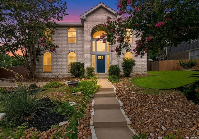 1st image of 815 Stoneway Dr, San Antonio, TX 78258 | MLS# 1994696