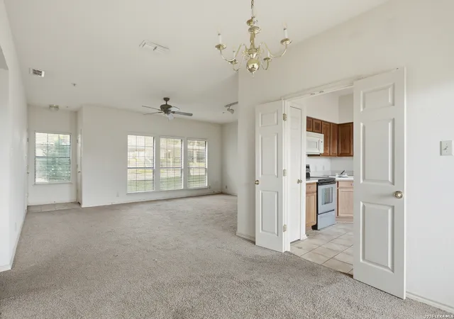 Photo 4 of Condo for sale at 6100 Woodlake Pkwy #605, San Antonio, TX 78244 | MLS# 1994706 | Listing updated on 2026-09-16