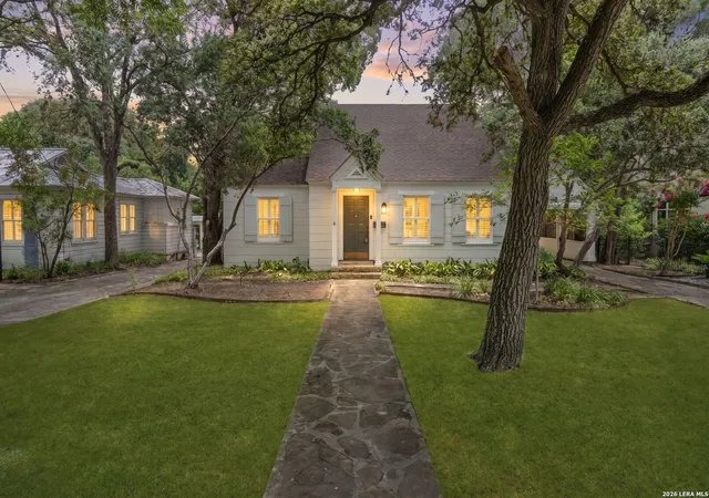 Homes for sale in Alamo Heights, TX | 216 Tuxedo Ave, Alamo Heights, TX 78209 | MLS# 1994753
