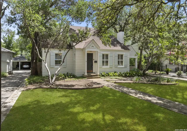 Homes for sale in Alamo Heights, TX | 216 Tuxedo Ave, Alamo Heights, TX 78209 | MLS# 1994753