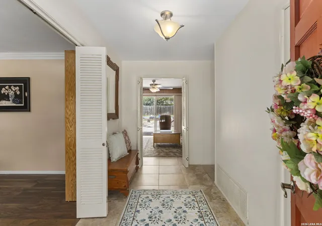 5th image of 421 Windcrest Dr, Windcrest, TX 78239 | MLS# 1994758