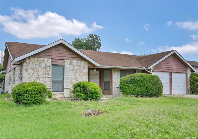 Photo 3 of Single family home for sale at 5730 Sky Country St, San Antonio, TX 78247 | MLS# 1994777 | Listing updated on 2026-09-12