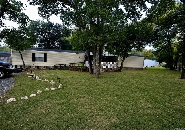 Homes for sale in Elmendorf, TX | 3911 Anaqua Dr, Elmendorf, TX 78112 | MLS# 1994778