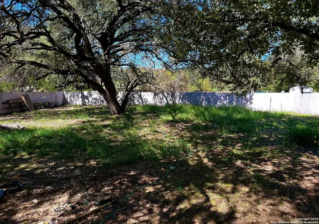 Homes for sale in Elmendorf, TX | 3911 Anaqua Dr, Elmendorf, TX 78112 | MLS# 1994778