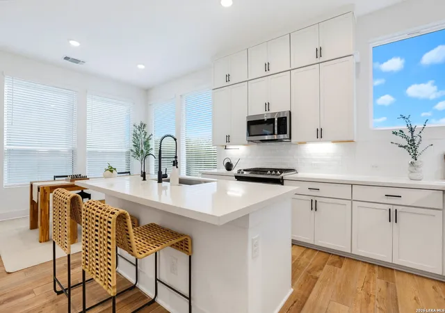 4th image of 8851 Oakland Rd #9, San Antonio, TX 78240 | MLS# 1994787