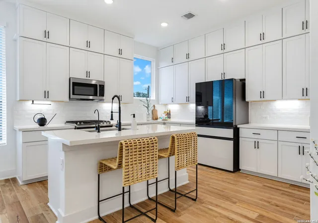 5th image of 8851 Oakland Rd #9, San Antonio, TX 78240 | MLS# 1994787