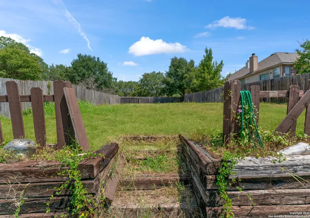 32nd image of 807 Midway Crst, San Antonio, TX 78258 | MLS# 1994840
