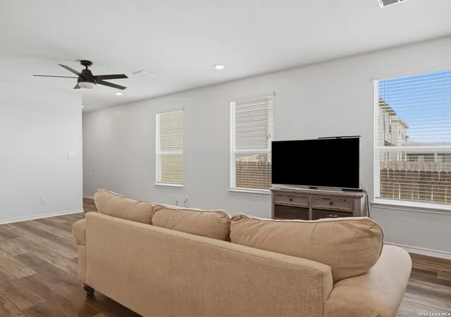 Photo 4 of Single family home for sale at 4815 Via Sonoma Trail, Converse, TX 78109 | MLS# 1994844 | Listing updated on 2026-09-20