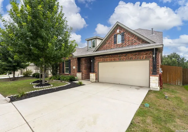 Photo 3 of Single family home for sale at 1526 Balcones Fault, New Braunfels, TX 78132 | MLS# 1994890 | Listing updated on 2026-09-10