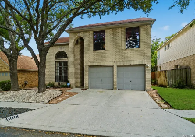 Photo 3 of Single family home for sale at 8814 Lost Woods, San Antonio, TX 78240 | MLS# 1994914 | Listing updated on 2026-09-13