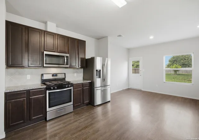 Photo 3 of Single family home for sale at 5403 Daniel Way, Saint Hedwig, TX 78152 | MLS# 1994916 | Listing updated on 2026-09-20