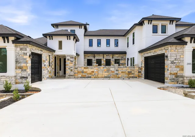 Photo 3 of Single family home for sale at 285 Scenic Cyn, New Braunfels, TX 78132 | MLS# 1994951 | Listing updated on 2026-09-16