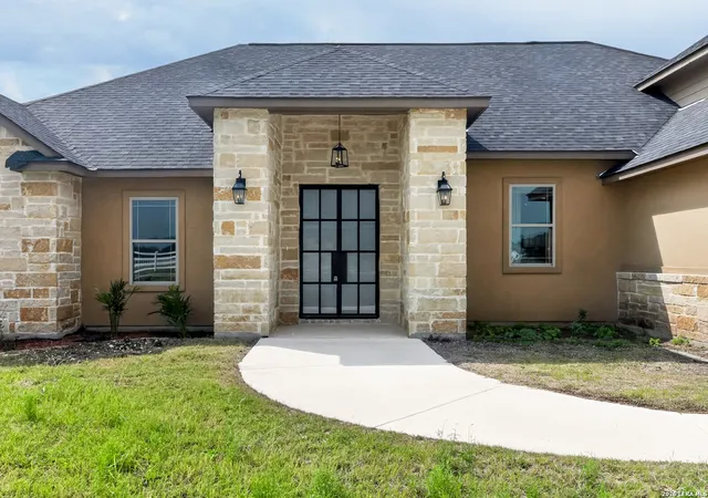 3rd image of 956 Horseshoe Falls, Bandera, TX 78003 | MLS# 1994971
