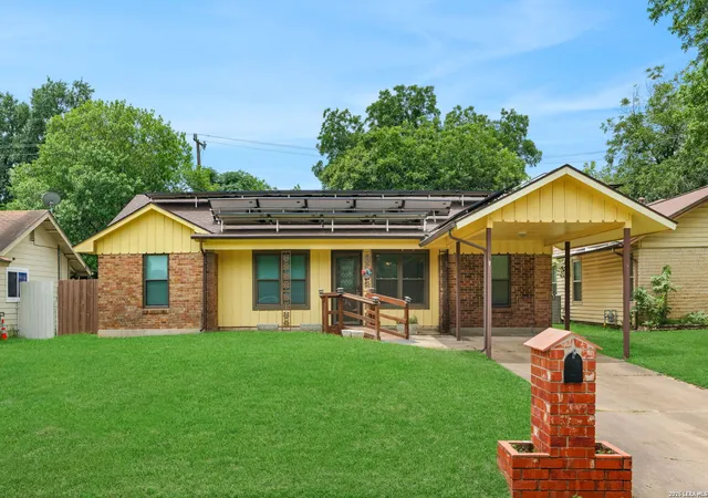 27th image of 105 Scott Ave, Universal City, TX 78148 | MLS# 1994987